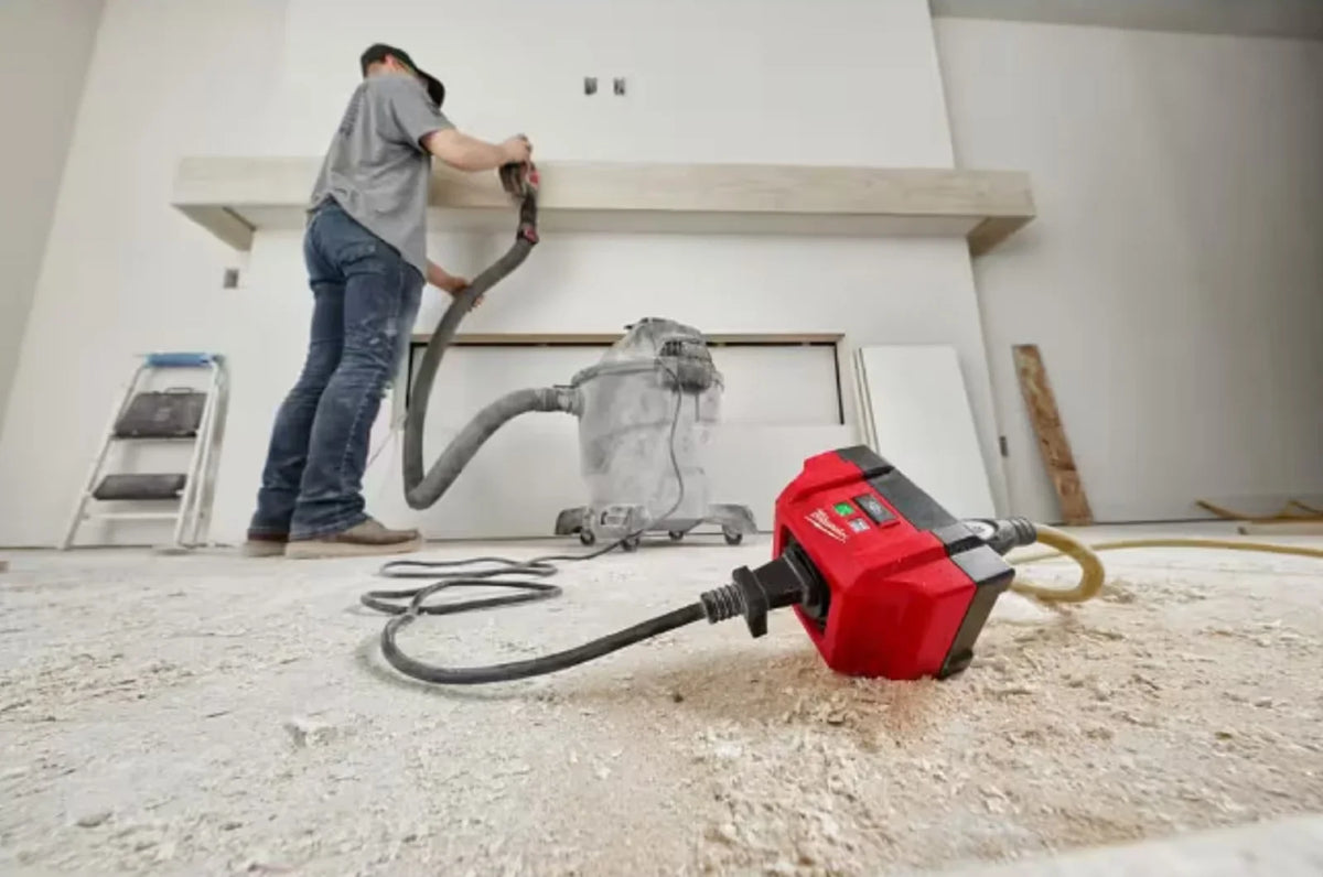 Milwaukee 0950-20 Wireless Dust Extraction Kit