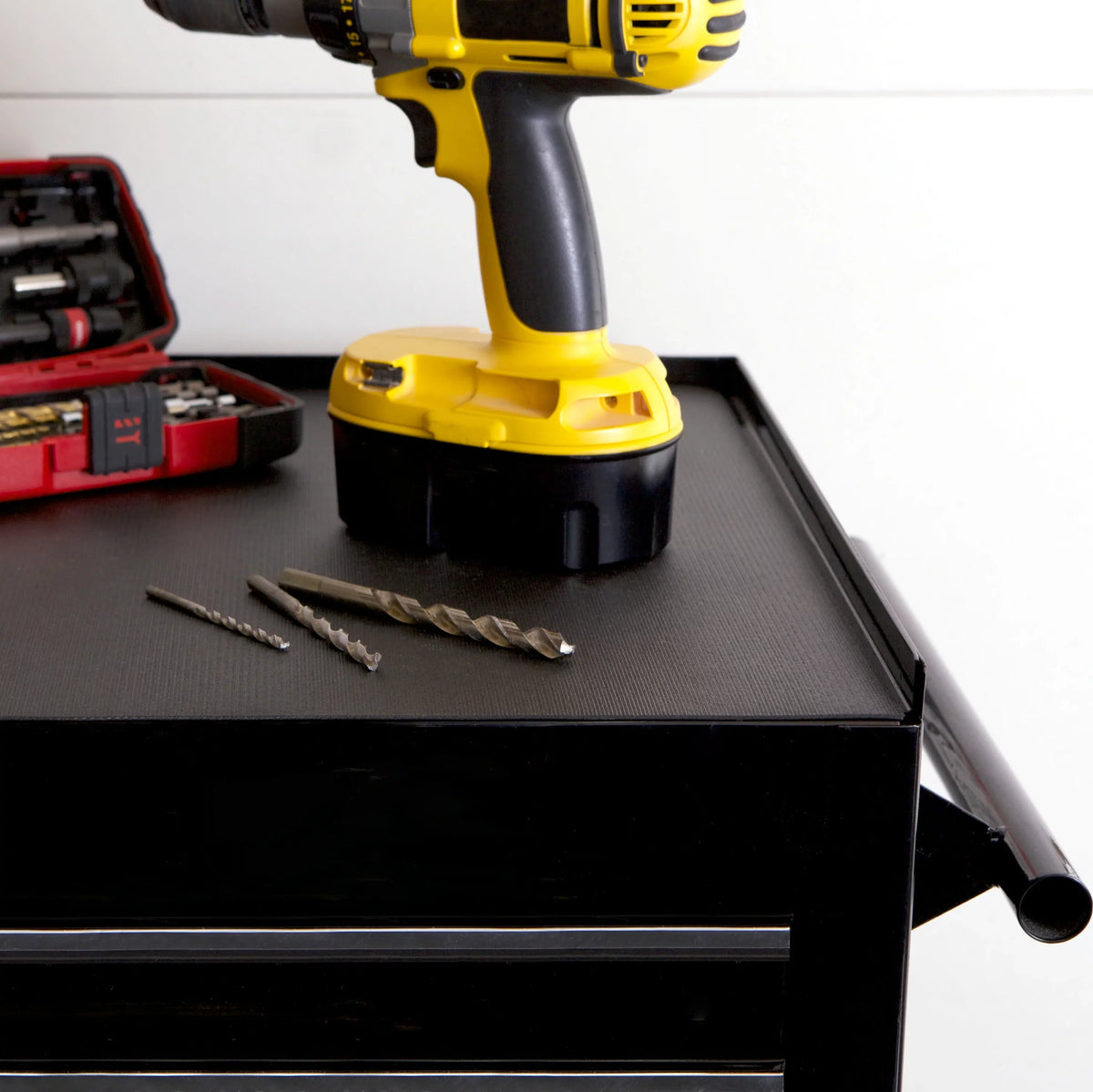 Black Tool Box Shelf Liner. x 5 ft. EasyLiner Solid Grip 18 in