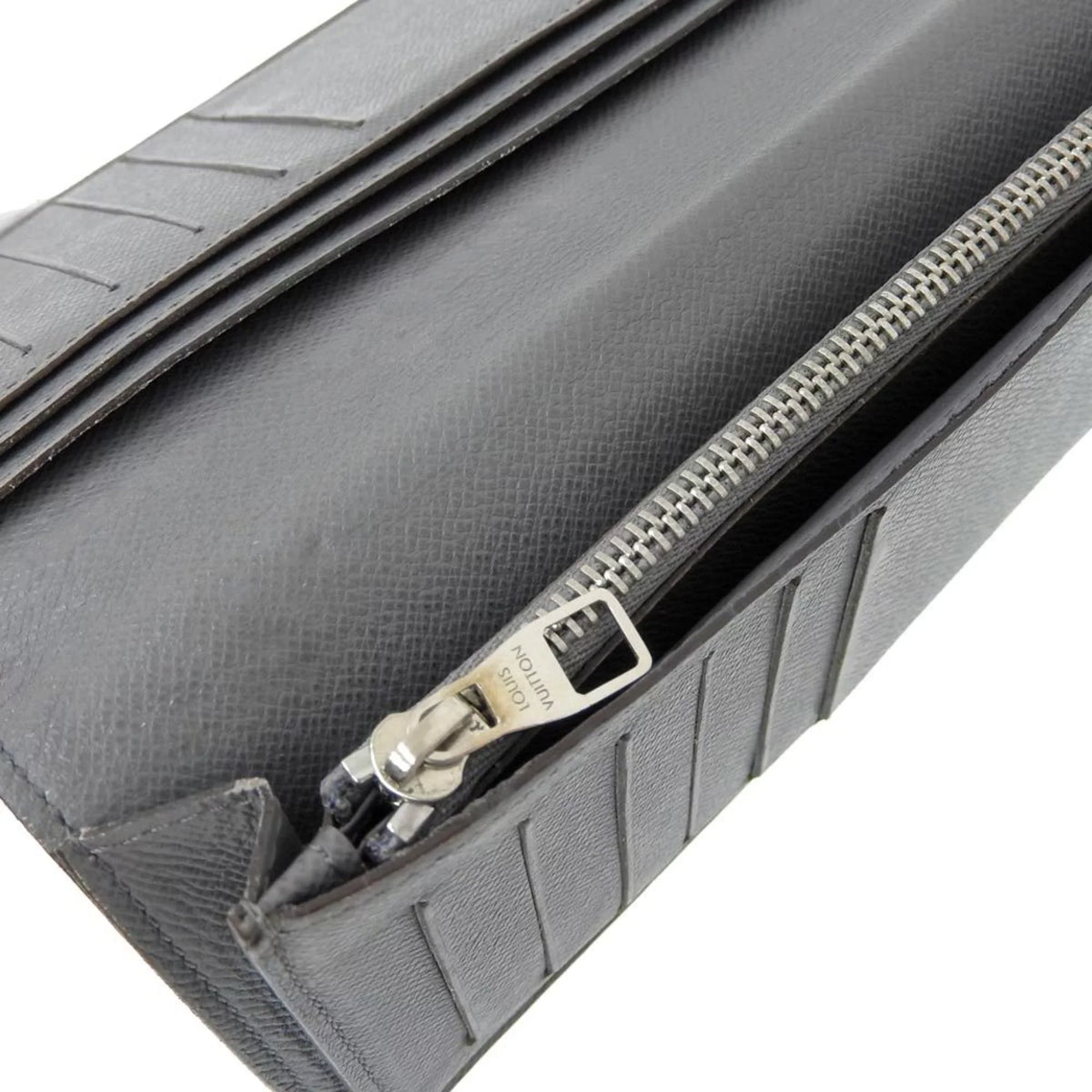Pre-Owned Louis Vuitton LOUIS VUITTON Taiga Portefeuille Brother Bifold Long Wallet Glacier M32653 (Good)
